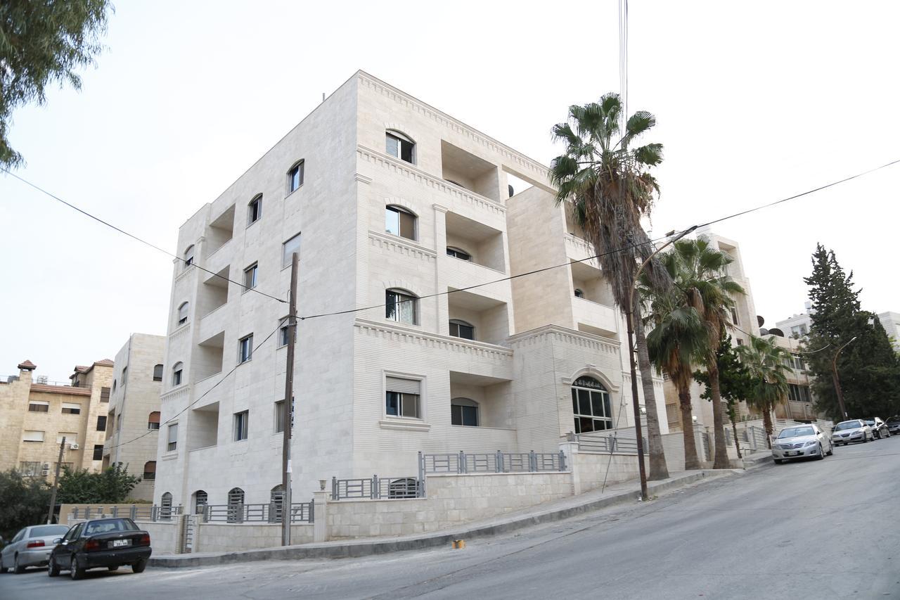 Evana Apartments Amman Esterno foto