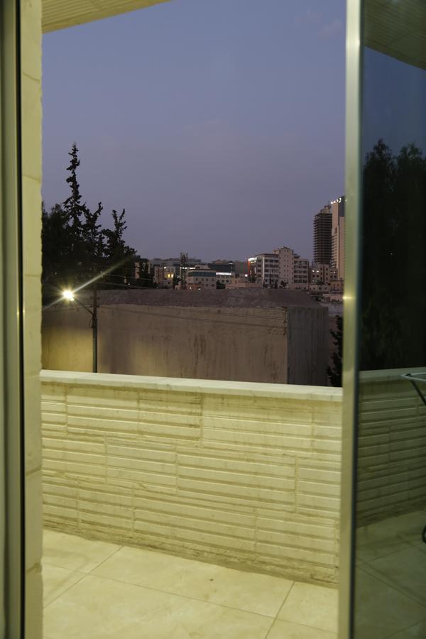 Evana Apartments Amman Esterno foto